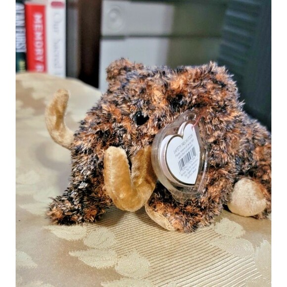 Giganto the Wooly Mammoth Ty Beanie Baby DOB December 17, 2000 sealed w TAG MINT - Picture 4 of 16